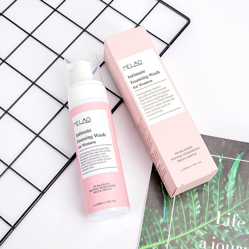 MELAO foaming wash lifestyle display